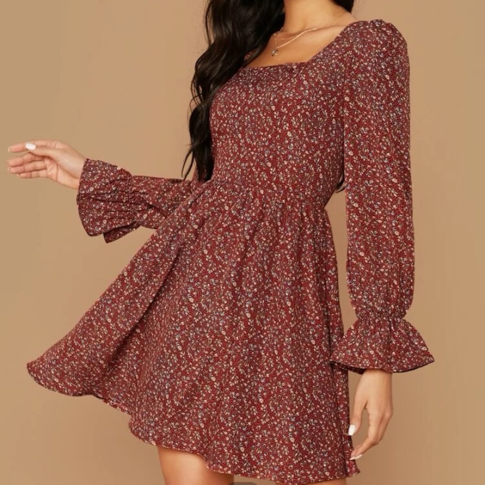 Long Sleeve square Neck Floral Dress